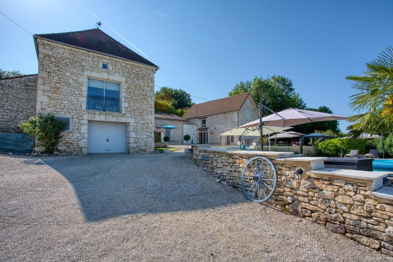 Domaine Des Pierres Blanches - Chambres D'Hotes Carlux Ngoại thất bức ảnh
