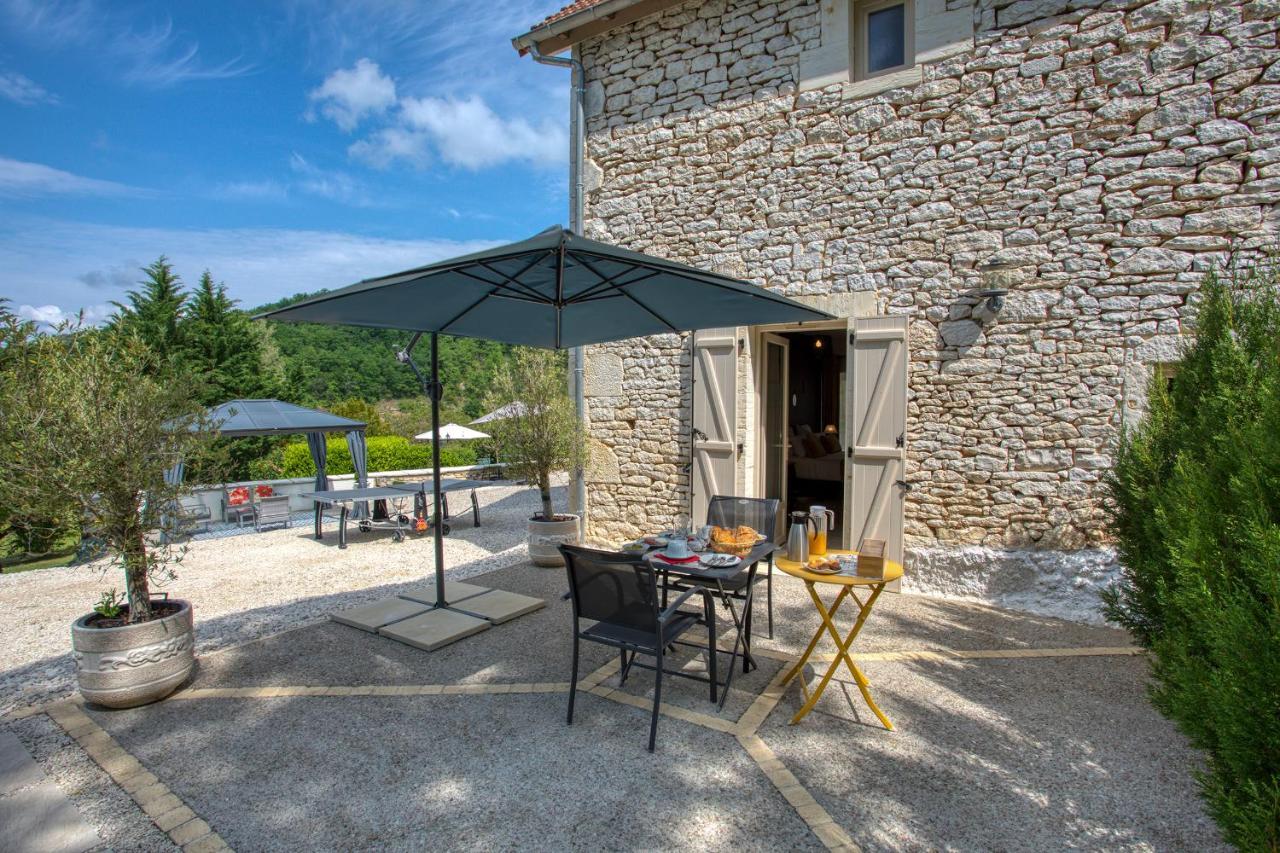 Domaine Des Pierres Blanches - Chambres D'Hotes Carlux Ngoại thất bức ảnh