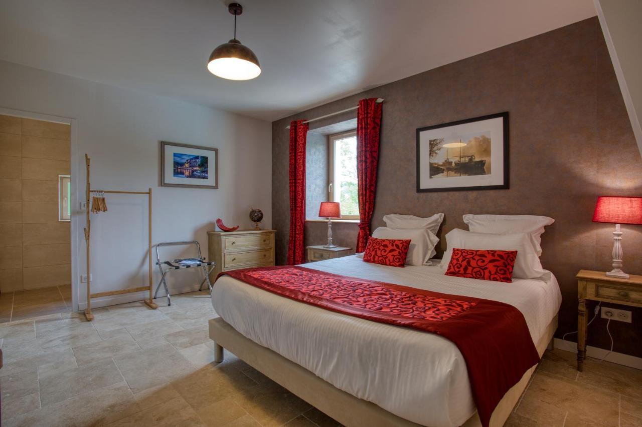 Domaine Des Pierres Blanches - Chambres D'Hotes Carlux Ngoại thất bức ảnh