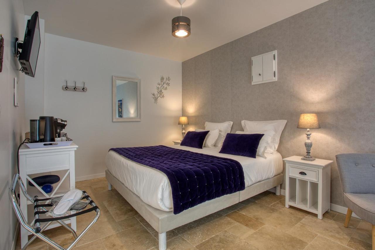 Domaine Des Pierres Blanches - Chambres D'Hotes Carlux Ngoại thất bức ảnh